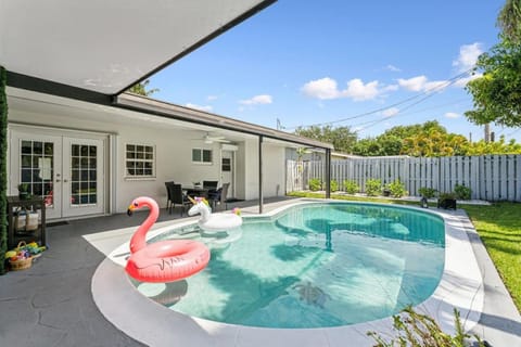 Pool view, Swimming pool