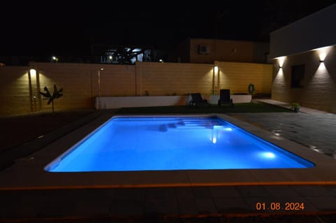 Night, Swimming pool