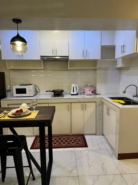 Westmont Apartment in Las Pinas