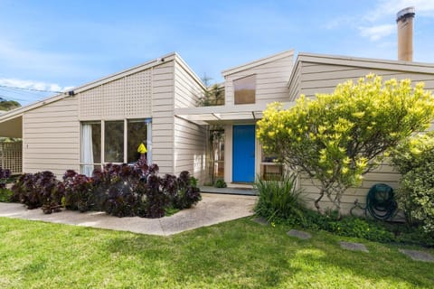 Property building, Garden, Garden view