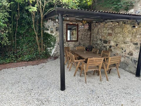 Garden, Dining area, Garden view