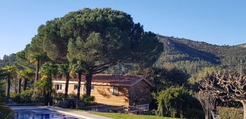 Property building, Natural landscape, Mountain view, Pool view