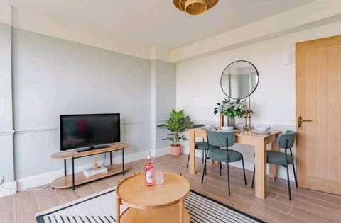 The wood vale 2 Bedroom Apartment Apartment in London Borough of Southwark