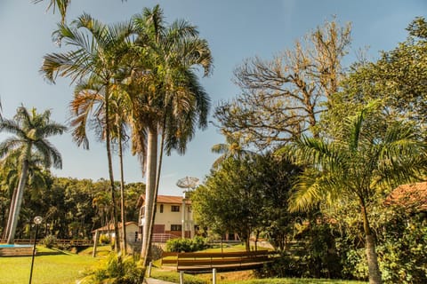 Tapera Penedo Hotel in Resende