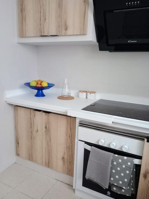 H&L HOME TAVERNES DE VALLDIGNA ofrece piso completo de particular de 80 m2 a 10 min de la playa Apartment in Safor