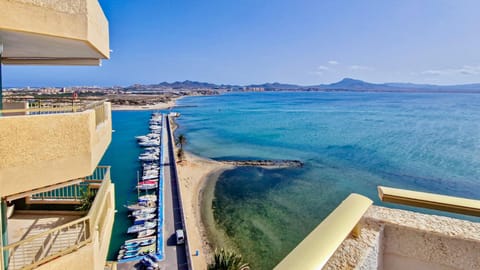 Natural landscape, View (from property/room), Balcony/Terrace, Sea view, Sea view