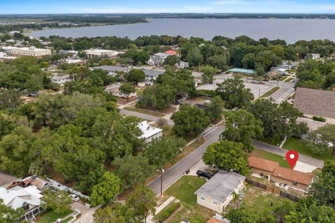 Property building, Neighbourhood, Bird's eye view, Location