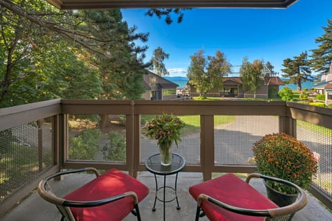 Lakeland luxury condo mv32 House in South Lake Tahoe