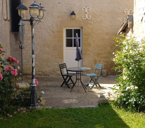 Patio, Garden, Balcony/Terrace