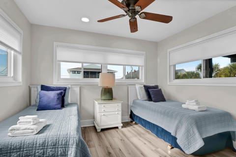 Aqua Vista by Sea Scape Properties Apartment in Wrightsville Beach