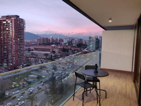 Elegancia en Las Condes 2D2B con Estilo Apartment in Providencia