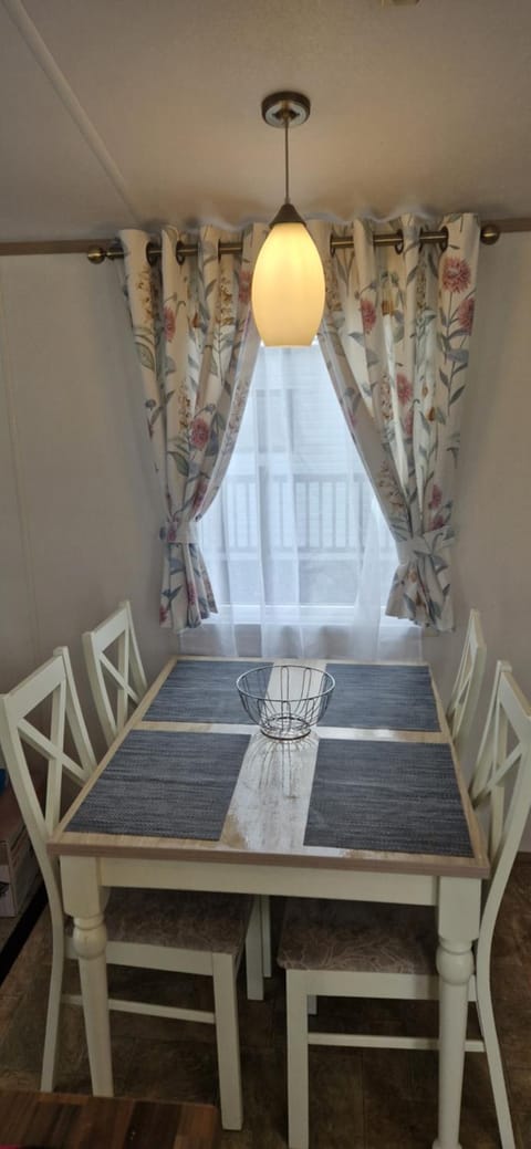 Sea View Caravan - Aber Bay Holiday Park Campground/
RV Resort in Tirymynach