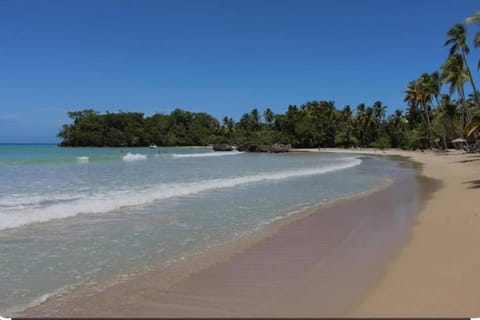 New 4 BR PH with Jacuzzi & BBQ LV 4302 Apartment in Las Terrenas