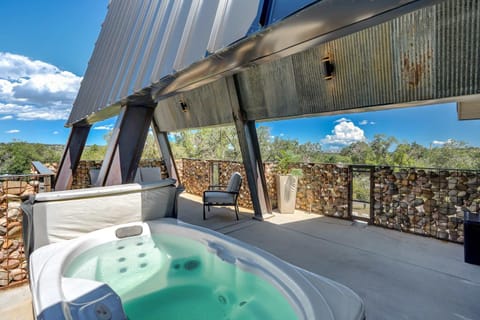 A-Frame Wonders Hot Tub w Mountain Views House in Old Colorado City