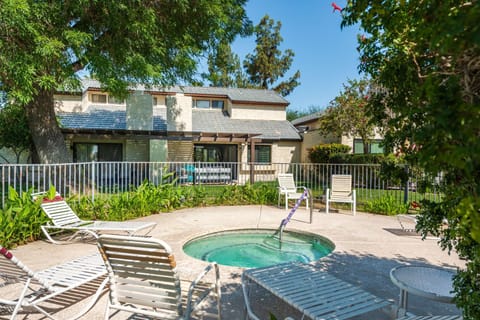 Lola's Casa Azul House in Cathedral City