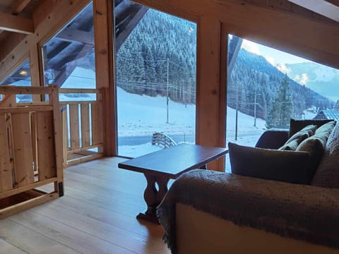 Superbe chalet 15 pers. avec spa, sauna, proche télécabine et centre, équipements complets - FR-1-679-17 Apartment in Montriond