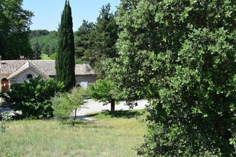 Moulin des Gypses Gîte Les Pampres Apartment in Mormoiron