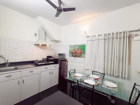 Trendy stay service apartments 3bhk Apartment in Chennai