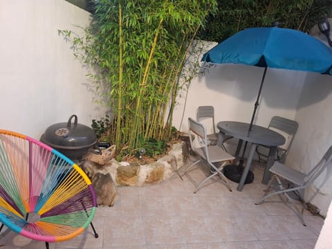 Patio, Summer, Dining area, Garden view