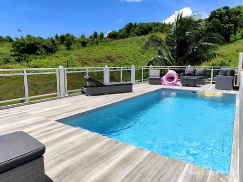 Day, Garden, View (from property/room), Swimming pool, sunbed