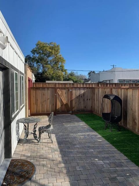 Remodeled Cozy Retreat near Downtown Salinas! House in Salinas