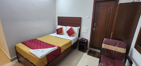 HOTeL DVR GRAND Hotel in Guntur