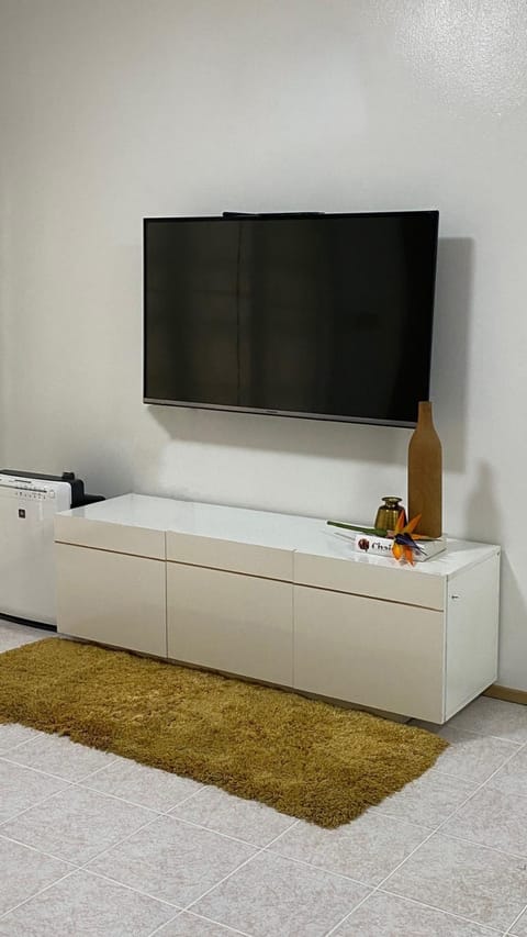 Communal lounge/ TV room, air conditioner