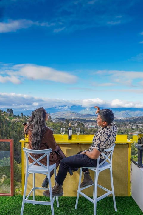 Day, Natural landscape, View (from property/room), Food and drinks, Mountain view