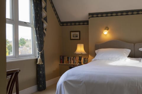 Cleeve Hill Hotel Bed and Breakfast in Cotswold District