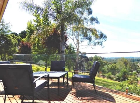 Tranquil Fun Entertainer - Mt Eliza - Scenic Views House in Mount Eliza