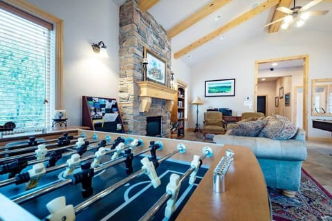 Communal lounge/ TV room, Game Room