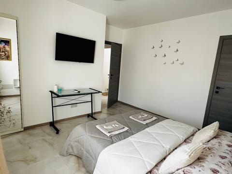 TV and multimedia, Bedroom