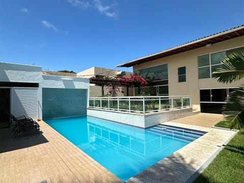 Property building, Day, Pool view, Swimming pool, sunbed