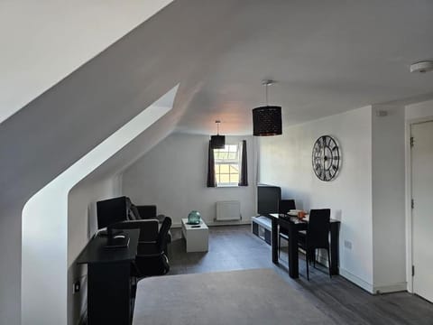 Luxury 1-bed Apartment with Free Parking Apartment in Derby