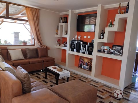 TV and multimedia, Kitchen or kitchenette, Living room, Seating area, minibar