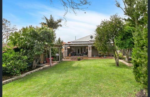 Incredible 3-Bed Renovated Home with Huge Garden House in Perth