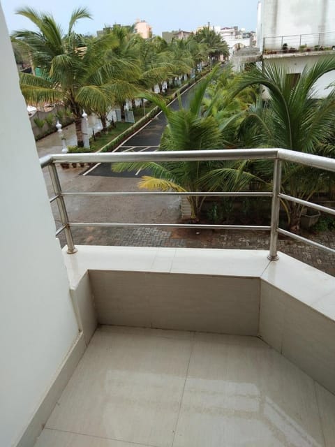 View (from property/room), Balcony/Terrace