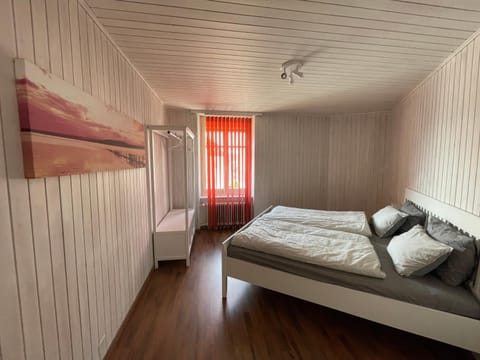 Bed, Bedroom, wardrobe