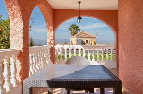 Casa los Manantiales House in Alhaurín de la Torre