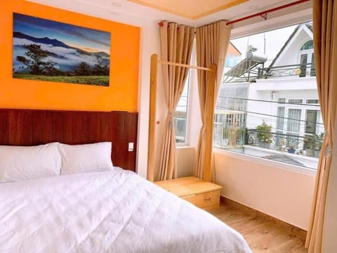 Bed, View (from property/room), Balcony/Terrace, Photo of the whole room, Bedroom