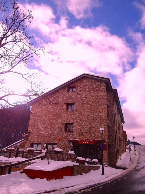 Property building, Winter