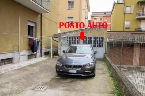 Appartamento grazioso con parcheggio privato Apartment in Piacenza