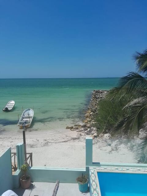 Casa Rosa 2 bedroom beach fronted home with private pool House in Progreso