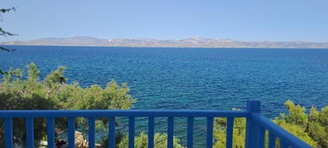 Dinas Inn Apartment in Paros, Greece