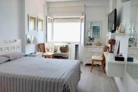 Cruchy Playa Apartment in Fuengirola