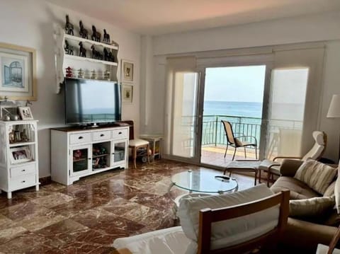 Cruchy Playa Apartment in Fuengirola