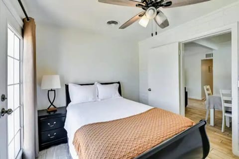 Cozy and Peaceful Yuma Vacation Rental with Pool House in Yuma