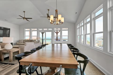 Beachside Bliss by Sea Scape Properties House in North Topsail Beach