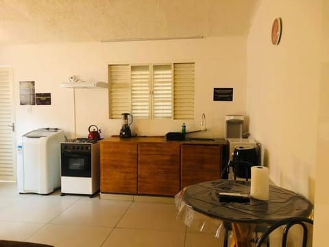 kitchenette Wifi Tv Ar condi Apartment in Londrina