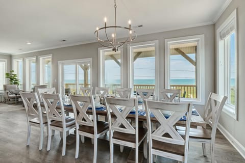 Bluewater Villa by Sea Scape Properties House in North Topsail Beach